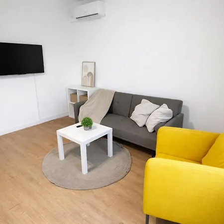 Pla Apartment